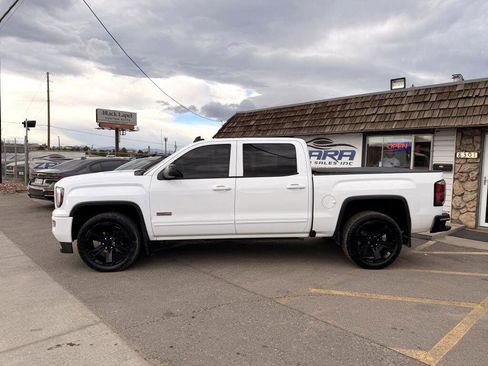Used 2017 GMC Sierra 1500 SLT w/ All Terrain Package image 4