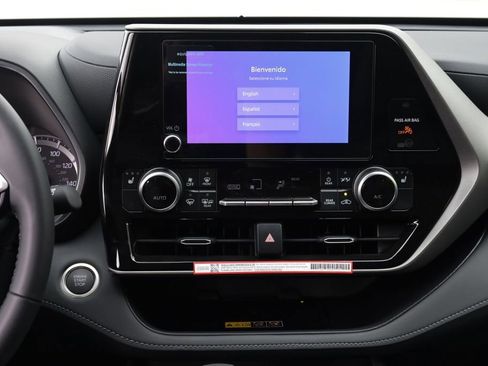 New 2026 Toyota Highlander XLE AWD/4WD image 7