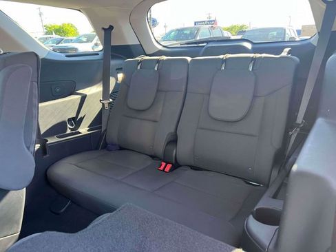 Used 2026 Ford Explorer Active AWD/4WD image 17