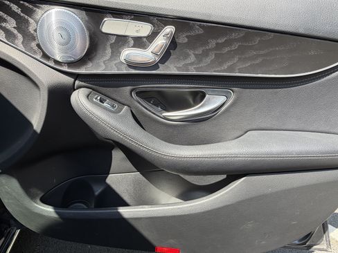 Used 2016 Mercedes-Benz C 300 Sedan image 43