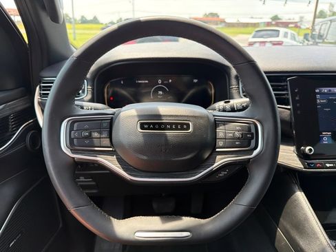 Used 2024 Jeep Wagoneer Series II w/ Flexible Seating Group RWD image 55