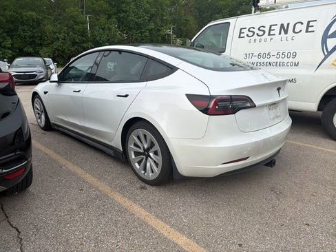 Used 2021 Tesla Model 3 Standard Range Plus RWD image 4