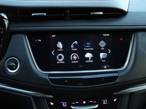 Used 2017 Cadillac XT5 Luxury w/ Driver Awareness Package AWD/4WD image 27