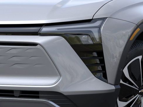 New 2026 Chevrolet Blazer EV LT AWD/4WD image 10