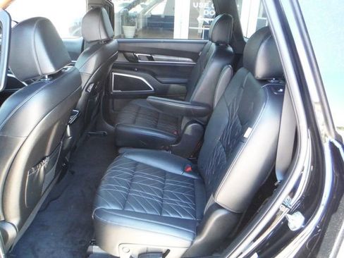 Used 2025 Kia Telluride AWD image 44