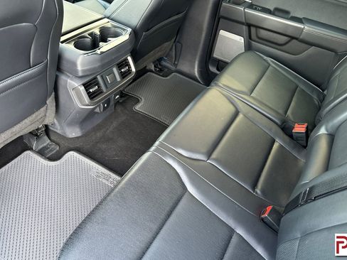 Used 2024 Ford F150 Lariat image 13