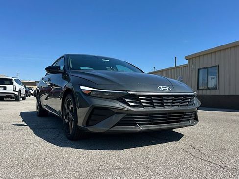 New 2026 Hyundai Elantra Sport image 11