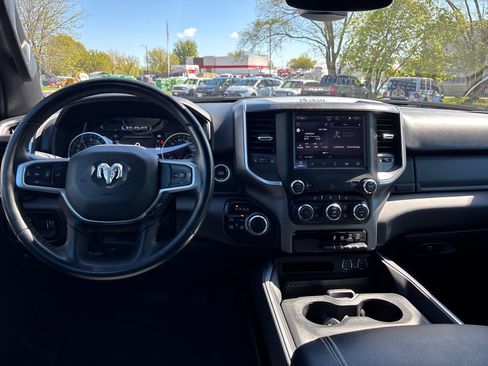 Used 2022 RAM 1500 Big Horn AWD/4WD image 14