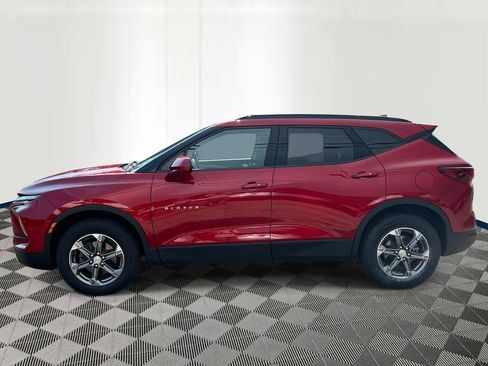 Used 2023 Chevrolet Blazer LT w/ Convenience Package AWD/4WD image 2