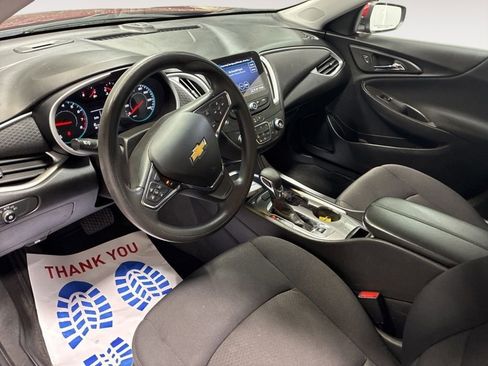 Used 2024 Chevrolet Malibu LT image 4