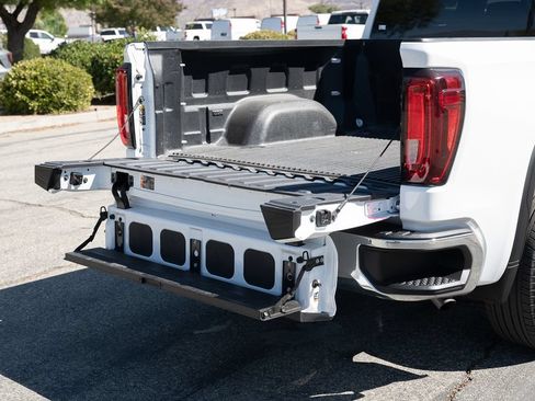 Used 2026 GMC Sierra 1500 SLT RWD image 15