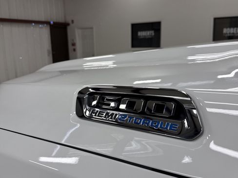 Used 2023 RAM 1500 Limited image 3