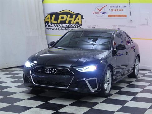 Used 2022 Audi A4 2.0T Premium w/ Convenience Package image 4