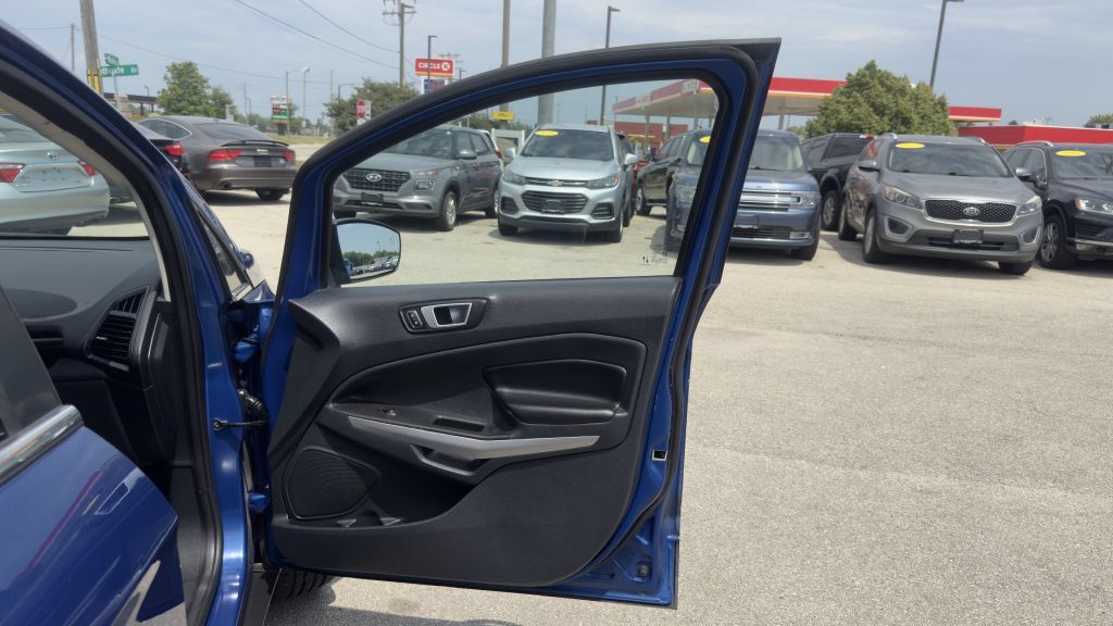 Used 2020 Ford EcoSport Titanium FWD image 26