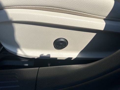 Used 2025 Mercedes-Benz CLA 250 4MATIC image 10