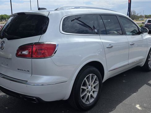 Used 2016 Buick Enclave Convenience w/ Trailering Package FWD image 5
