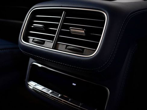 Certified 2026 Mercedes-Benz Maybach GLS 600 4MATIC image 84