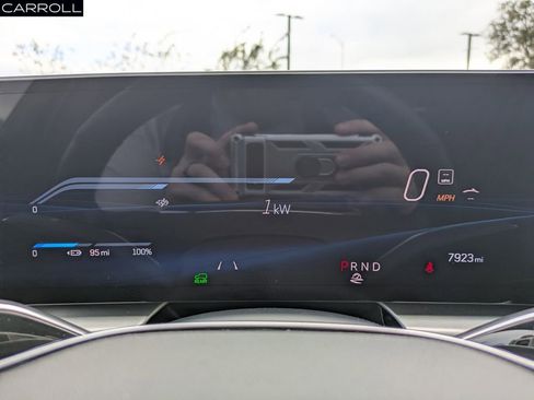 Certified 2024 Cadillac Lyriq Sport image 33