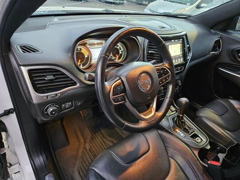 Used 2019 Jeep Cherokee High Altitude image 14