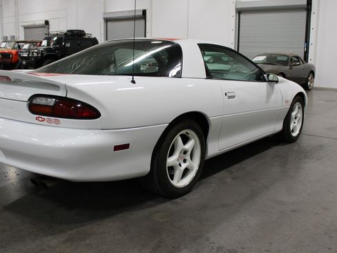 Used 1997 Chevrolet Camaro SS w/ SS Alteration Pkg RWD image 16