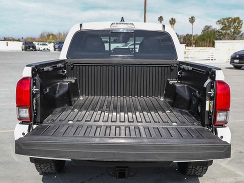 Certified 2023 Toyota Tacoma TRD Off-Road w/ TRD Premium Off Road Package image 26