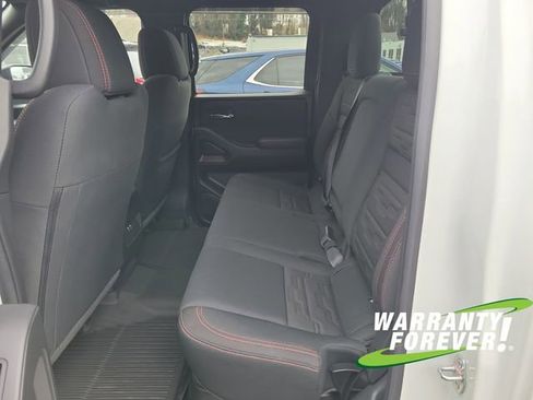 Used 2023 Nissan Frontier PRO-4X w/ Technology Package image 15