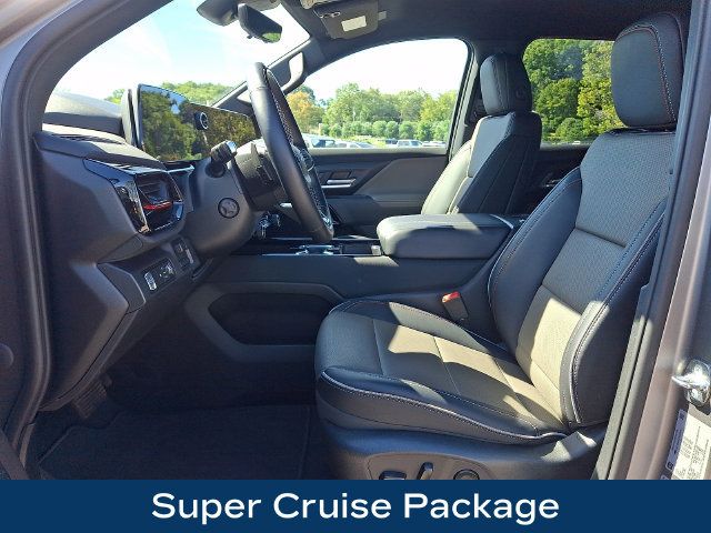 Used 2026 Chevrolet Silverado EV Trail Boss w/ Premium Package AWD/4WD image 2