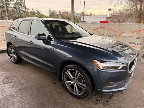 Used 2020 Volvo XC60 T5 Momentum w/ Protection Package image 7