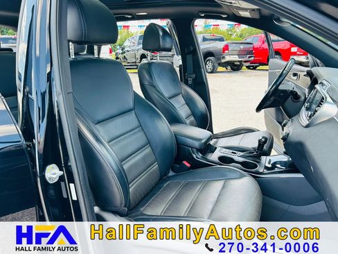 Used 2018 Kia Sorento SX AWD/4WD image 16