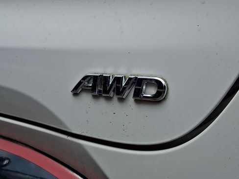 Used 2023 Toyota Corolla SE AWD/4WD image 10