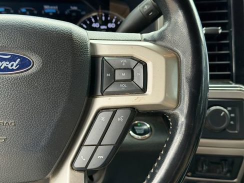 Used 2022 Ford F350 Lariat w/ Lariat Ultimate Package AWD/4WD image 11