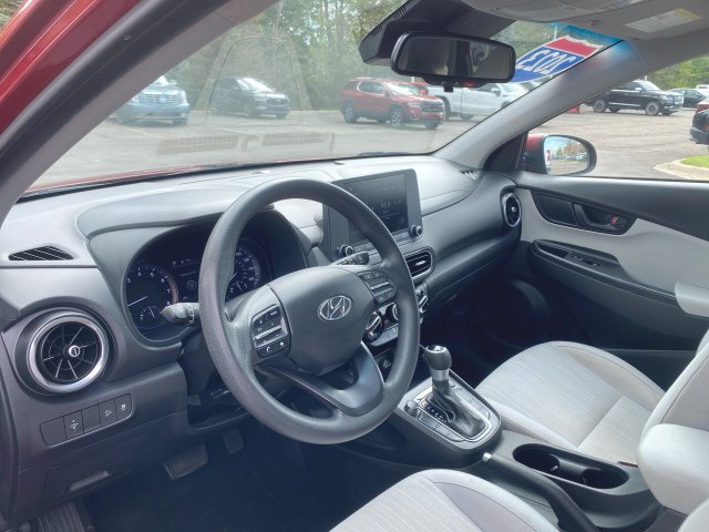 Used 2023 Hyundai Kona SEL AWD/4WD image 10