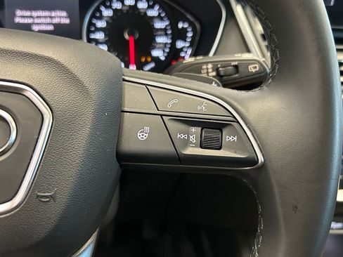 Used 2021 Audi Q5 2.0T Premium w/ Convenience Package image 21