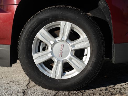 Used 2016 GMC Terrain SLE image 9