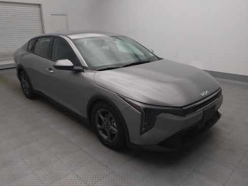 Used 2025 Kia K4 FWD image 13