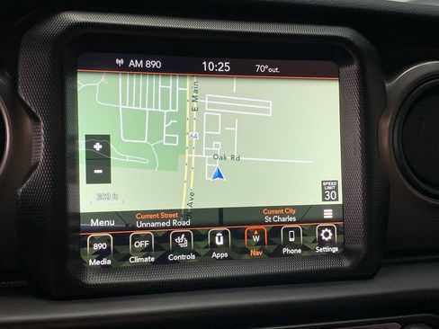 Used 2023 Jeep Wrangler Unlimited w/ Cold Weather Group AWD/4WD image 14