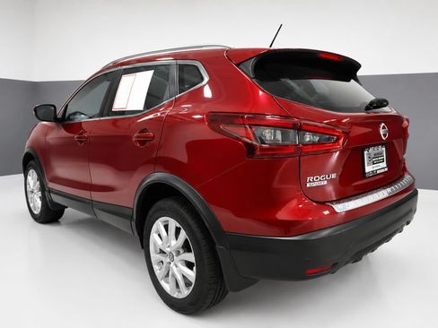 Used 2020 Nissan Rogue Sport SV w/ All-Weather Package AWD/4WD image 3