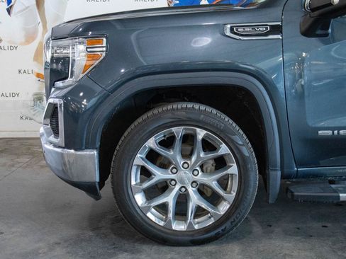 Used 2019 GMC Sierra 1500 SLT w/ SLT Premium Plus Package AWD/4WD image 16