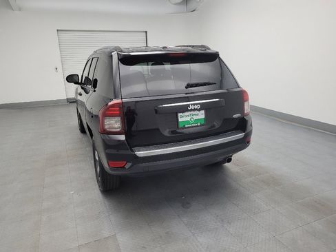 Used 2017 Jeep Compass High Altitude image 6