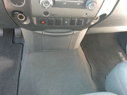 Used 2008 Nissan Titan LE RWD image 17
