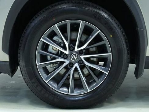 Used 2024 Lexus NX 250 FWD w/ Cold Area Package image 8