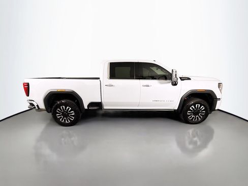 Used 2026 GMC Sierra 2500 Denali Ultimate AWD/4WD image 8