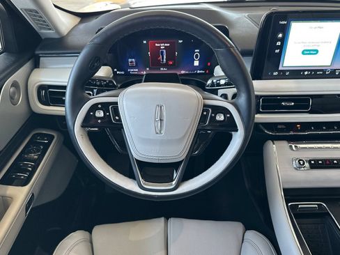 New 2026 Lincoln Aviator Reserve AWD/4WD image 13