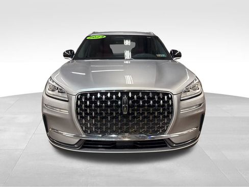 Used 2024 Lincoln Corsair Reserve image 9