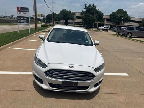Used 2016 Ford Fusion S w/ Equipment Group 101A FWD image 10