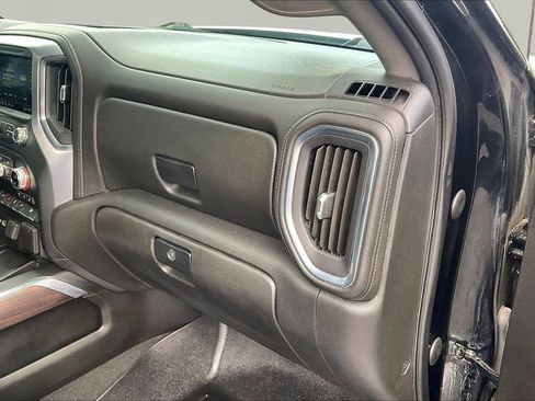 Used 2021 GMC Sierra 1500 SLT w/ SLT Premium Plus Package AWD/4WD image 30