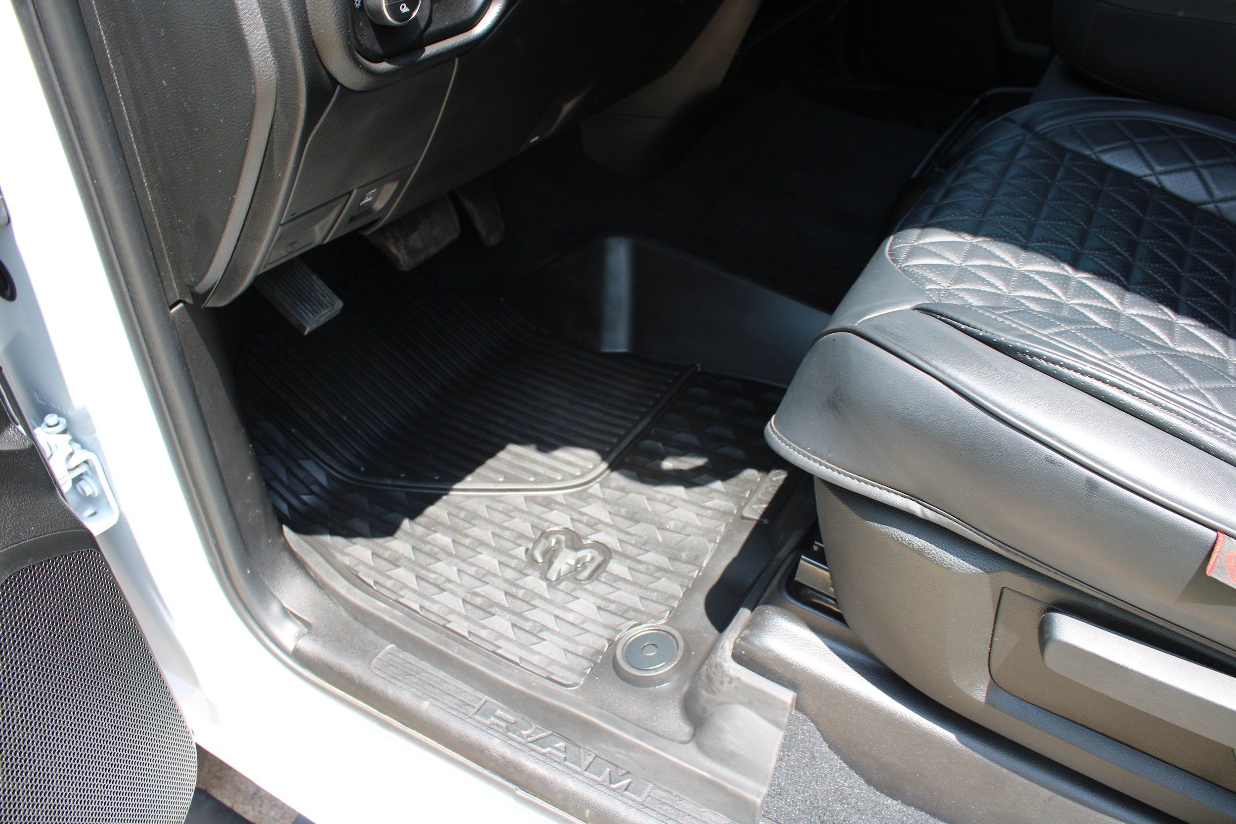 Certified 2026 RAM 2500 Tradesman AWD/4WD image 24