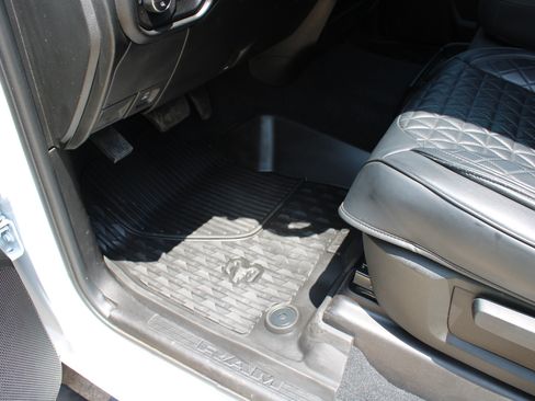 Certified 2026 RAM 2500 Tradesman AWD/4WD image 24