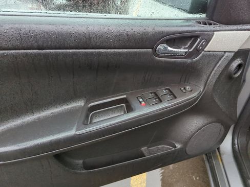 Used 2007 Chevrolet Impala LT FWD image 8