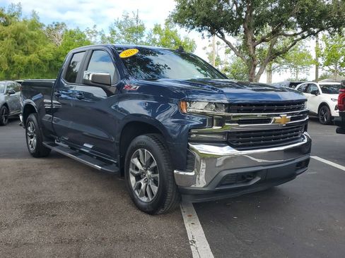 Used 2019 Chevrolet Silverado 1500 LT w/ All-Star Edition image 14